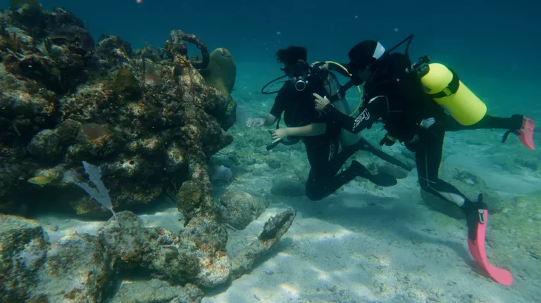 beginner scuba diver training in Varadero Cuba