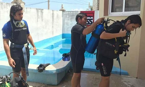 scuba diving equipment for beginners explained